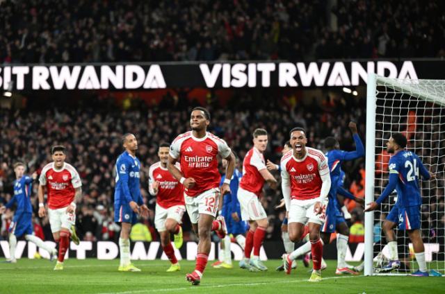 开云-【英超】角球对轰！阿森纳2比1十人切尔西5分领跑